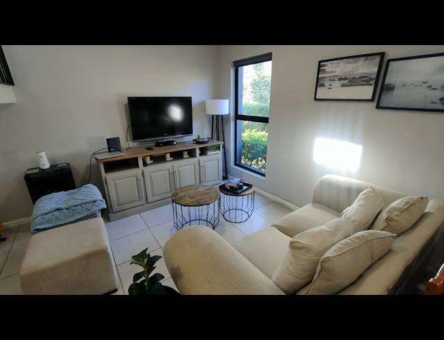 2 BEDROOM SECTIONAL TITLE FOR SALE IN WATERFALL